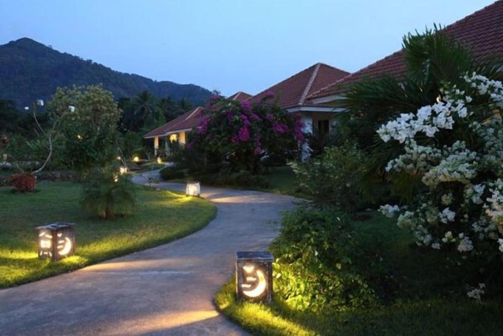 Baan Chuengkao Resort Ранонг Экстерьер фото