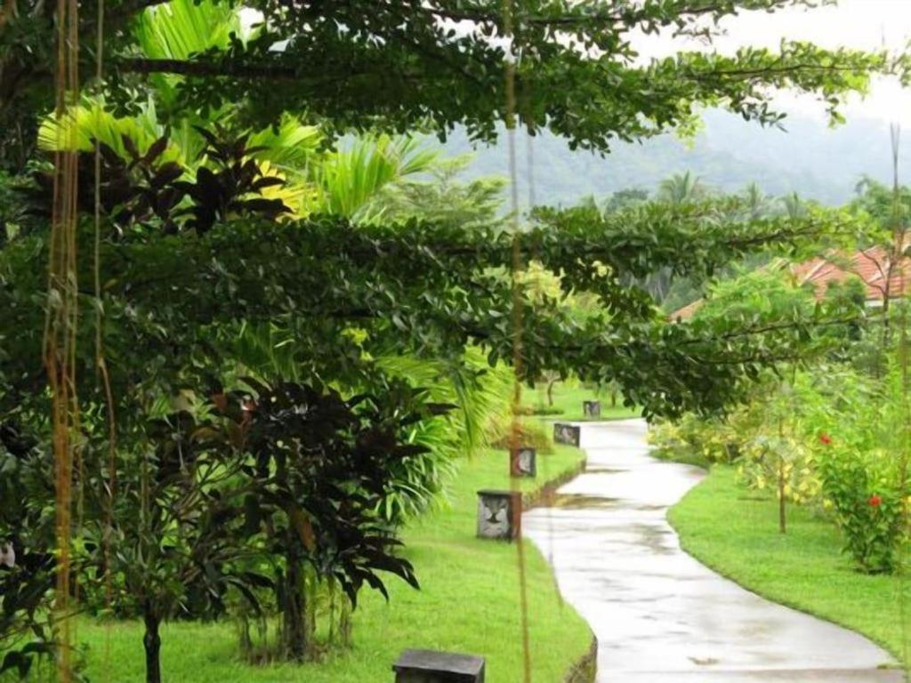Baan Chuengkao Resort Ранонг Экстерьер фото